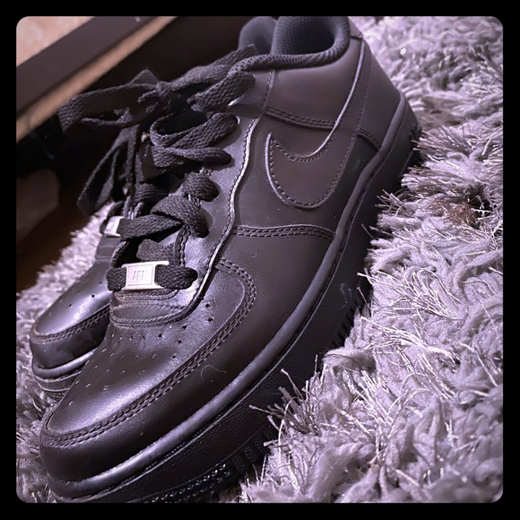 Black Air Force 1s - Picture 1 of 2